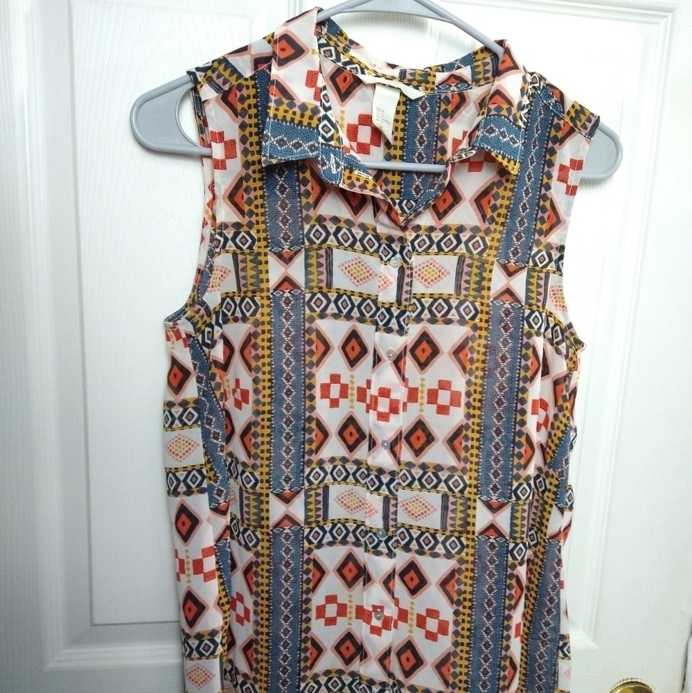 $ H&M semi sheer collared front button Aztec design tank top size 4